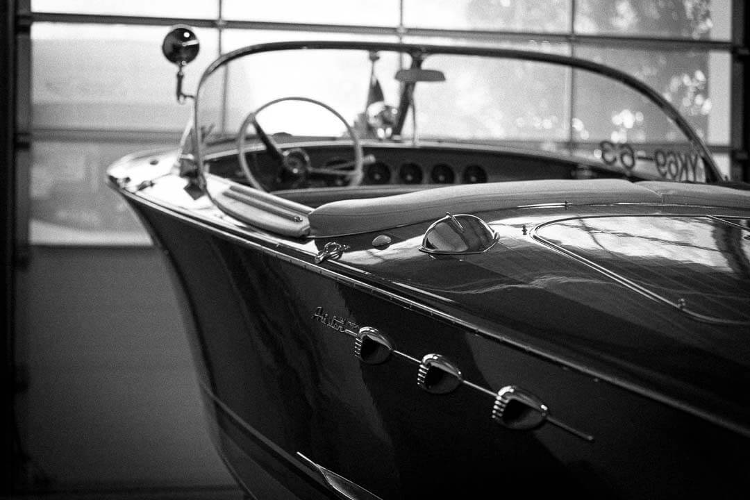 Graf Bootsbau - Schwarz-weiß Bild