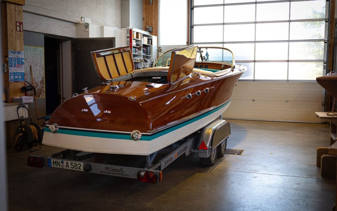 Graf Bootsbau - Boot auf Trailer