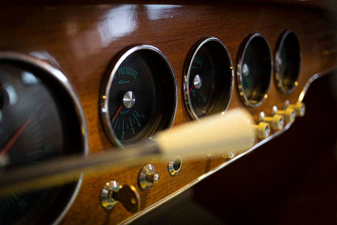 TECHNIK UND AUSSTATTUNG