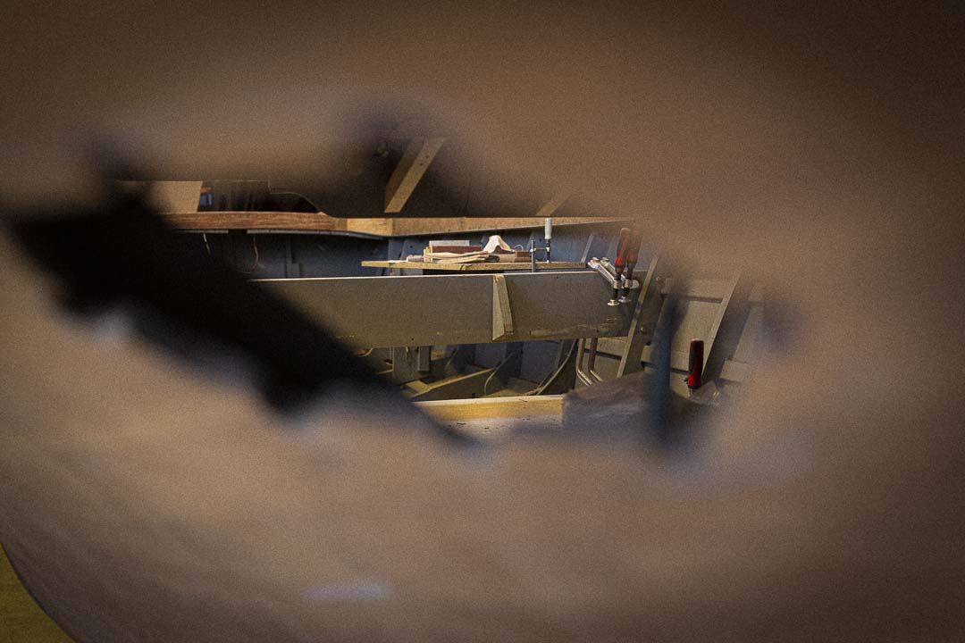 STRUKTUR UND UNTERBAU